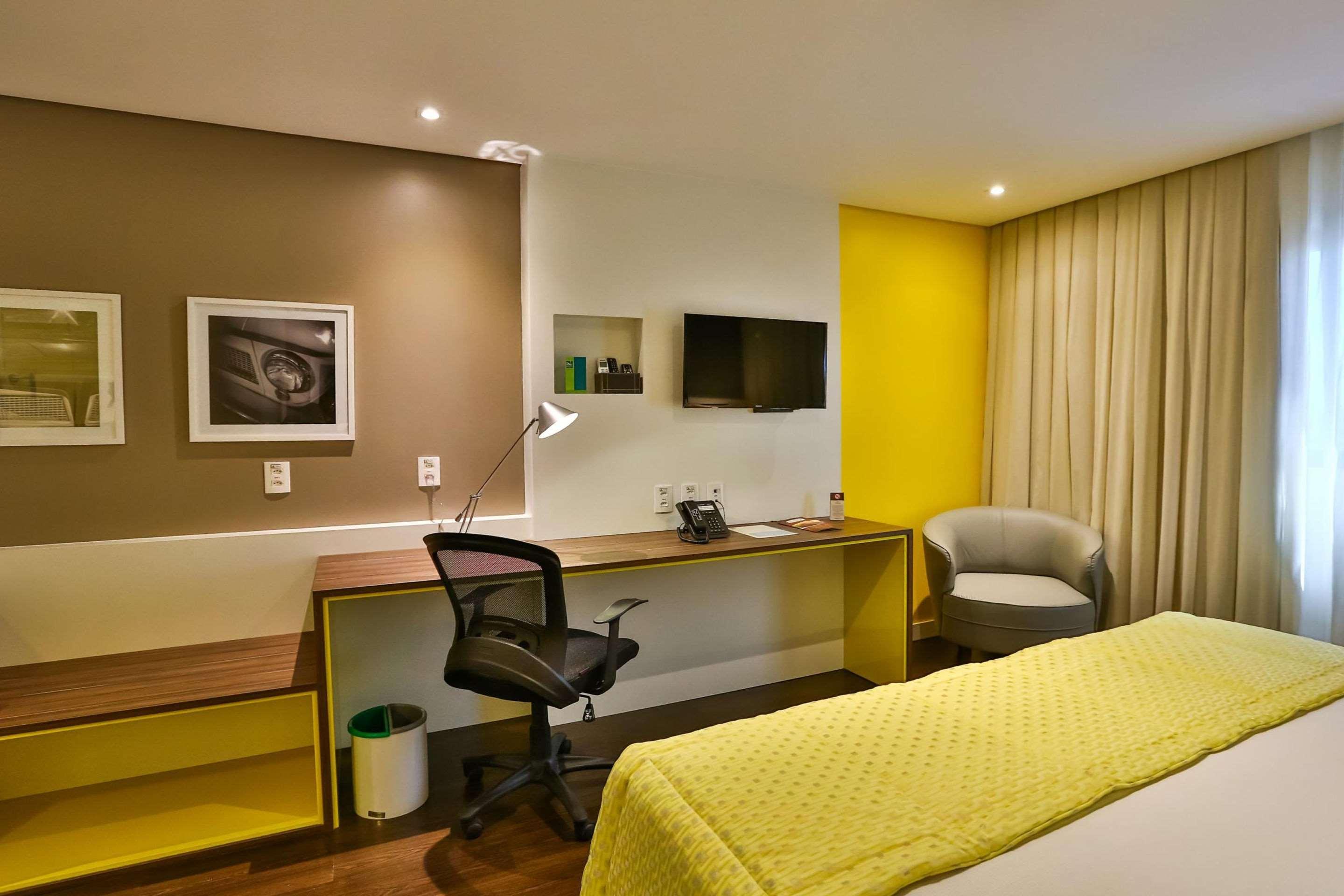 Quality Flamboyant Hotel